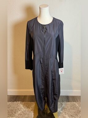 NWT IC Collection Metallic Gunmetal & Black Front Zip Dress/Jacket size Large